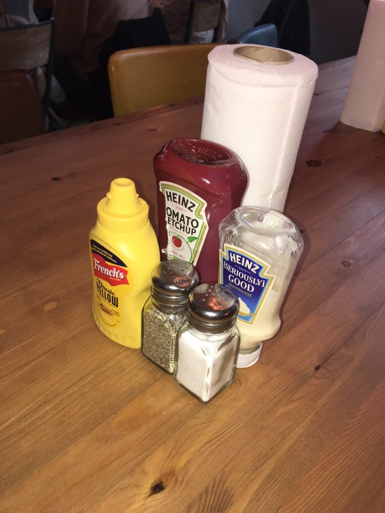 Dip & Flip Condiments with Kitchen Roll